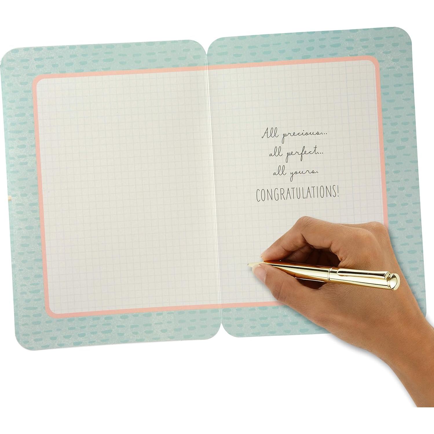 Tarjeta de Baby Shower Hallmark Koalas Bienvenido Bebé 14.6x21.1cm