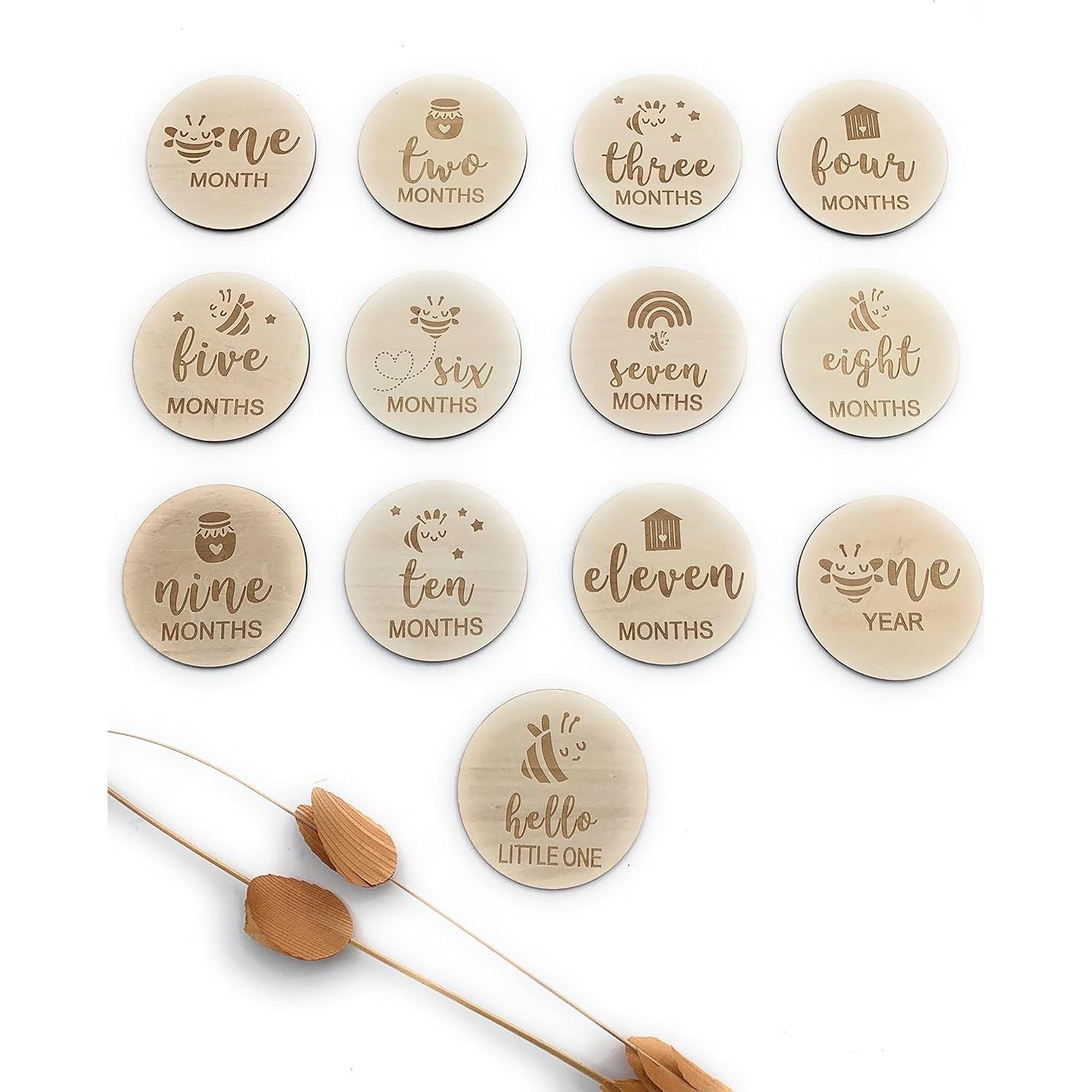 Tarjetas de Hitos Mensuales para Bebés - 13 Carteles de Madera