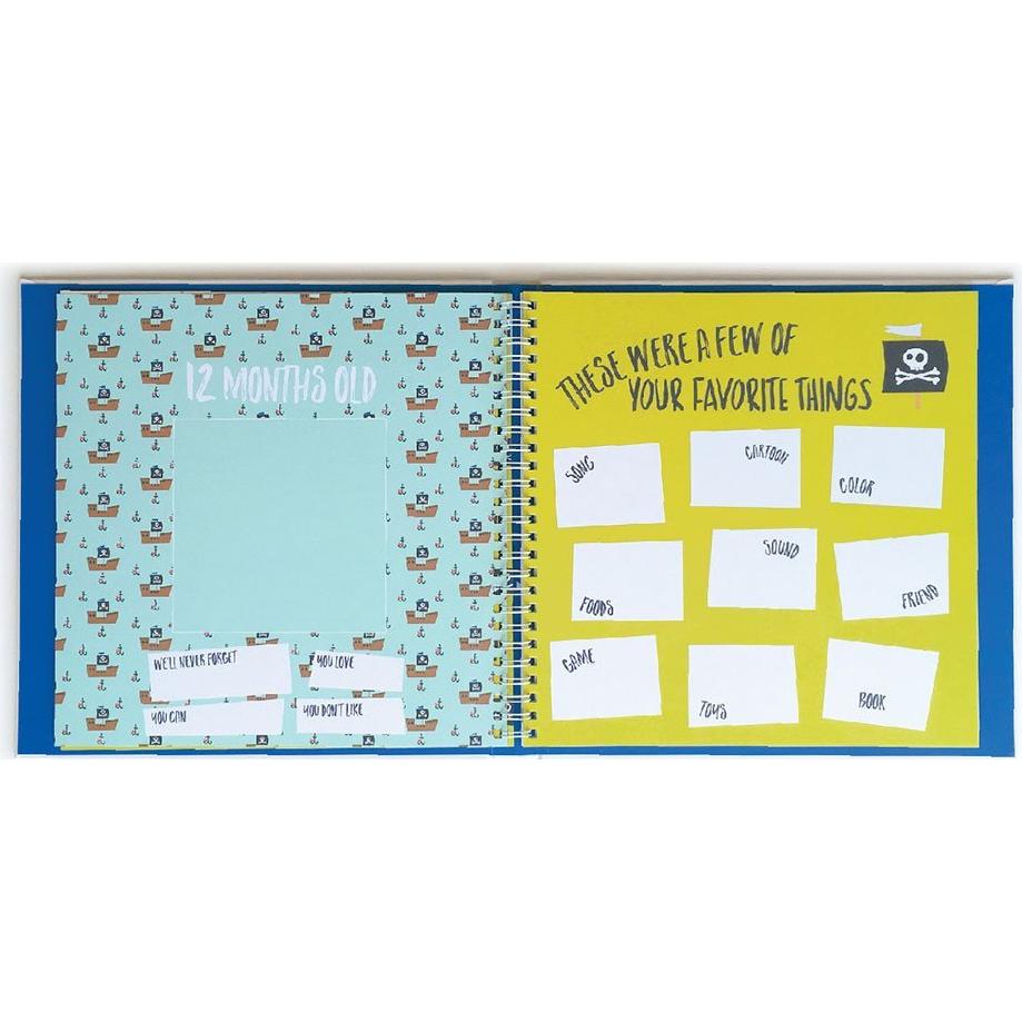 Libro de Memorias para Bebés Lucy Darling - Pequeño Capitán