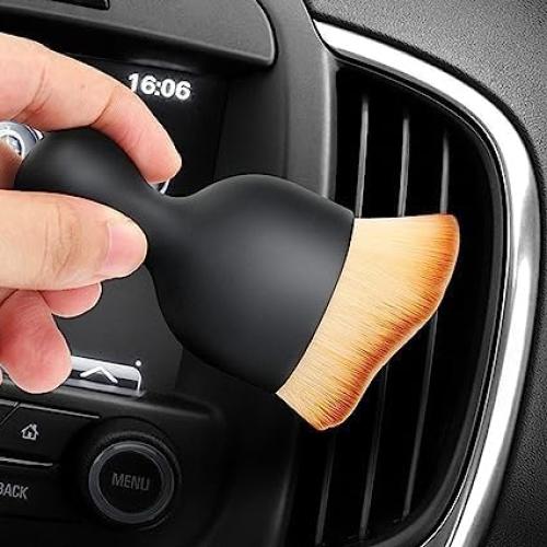 Easy to Carry car Brush (car Brush)