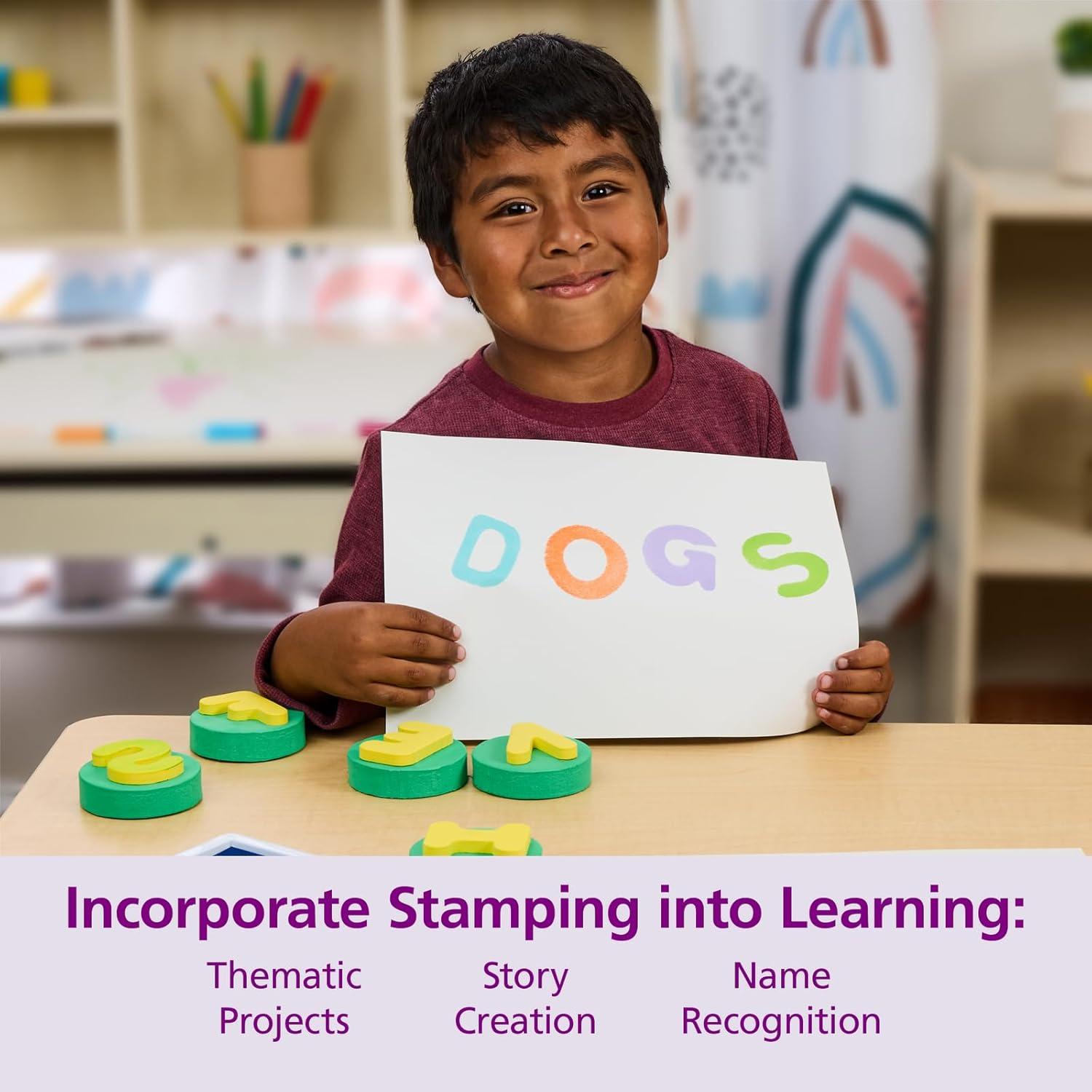 Set de 26 Sellos de Alfabeto en Mayúsculas Coloraciones