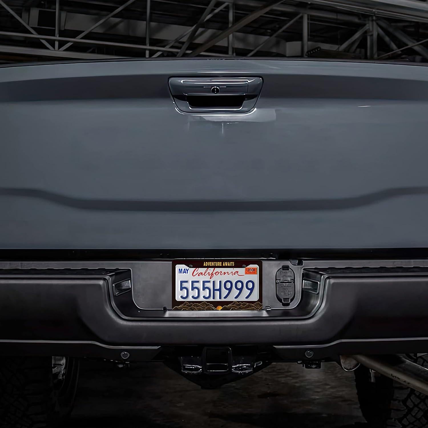 Marco de Placa de Licencia Smoaffly Aventura 30.5x15.2 cm