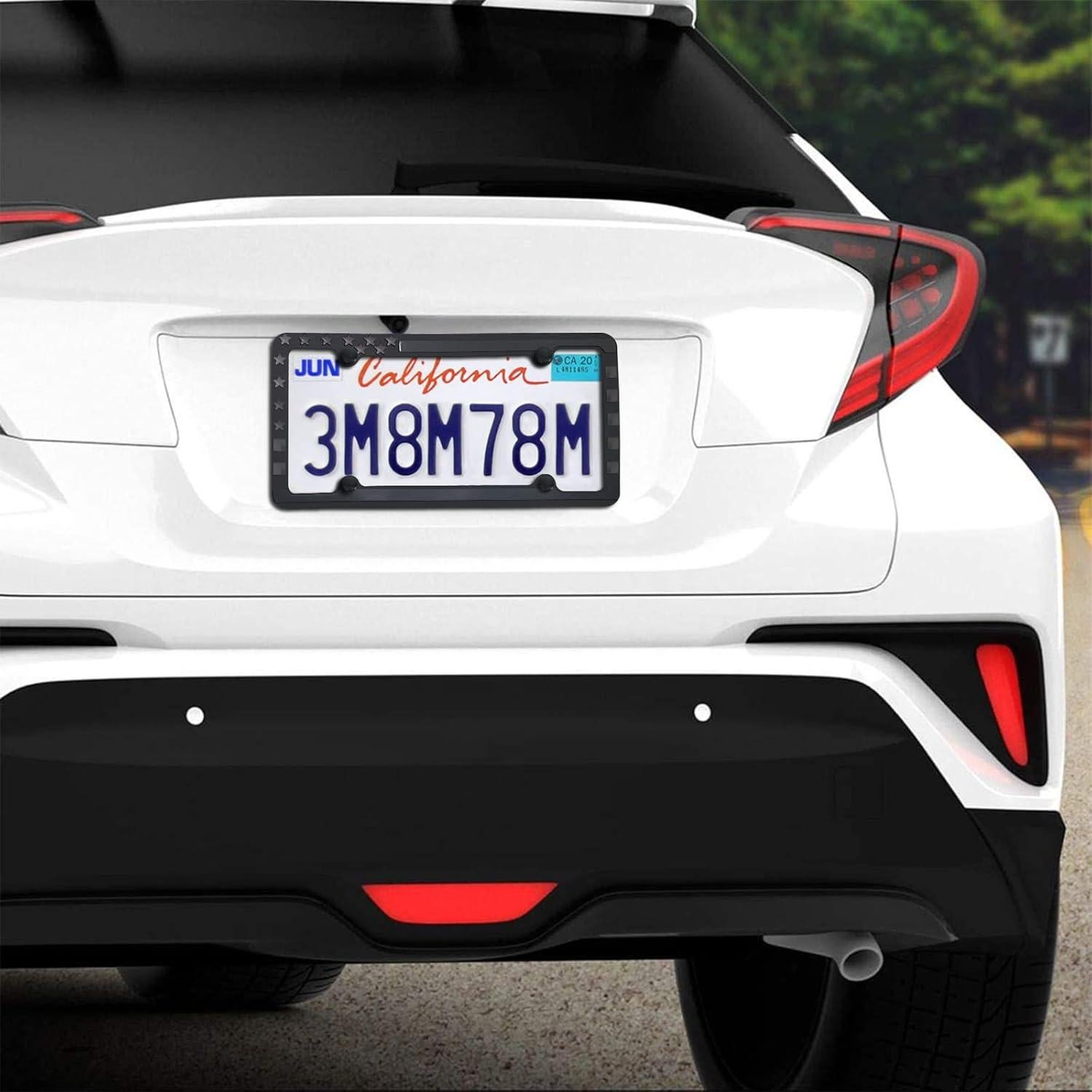 Marcos de Placas de Licencia BGMVFK con Bandera Americana - 2 Piezas