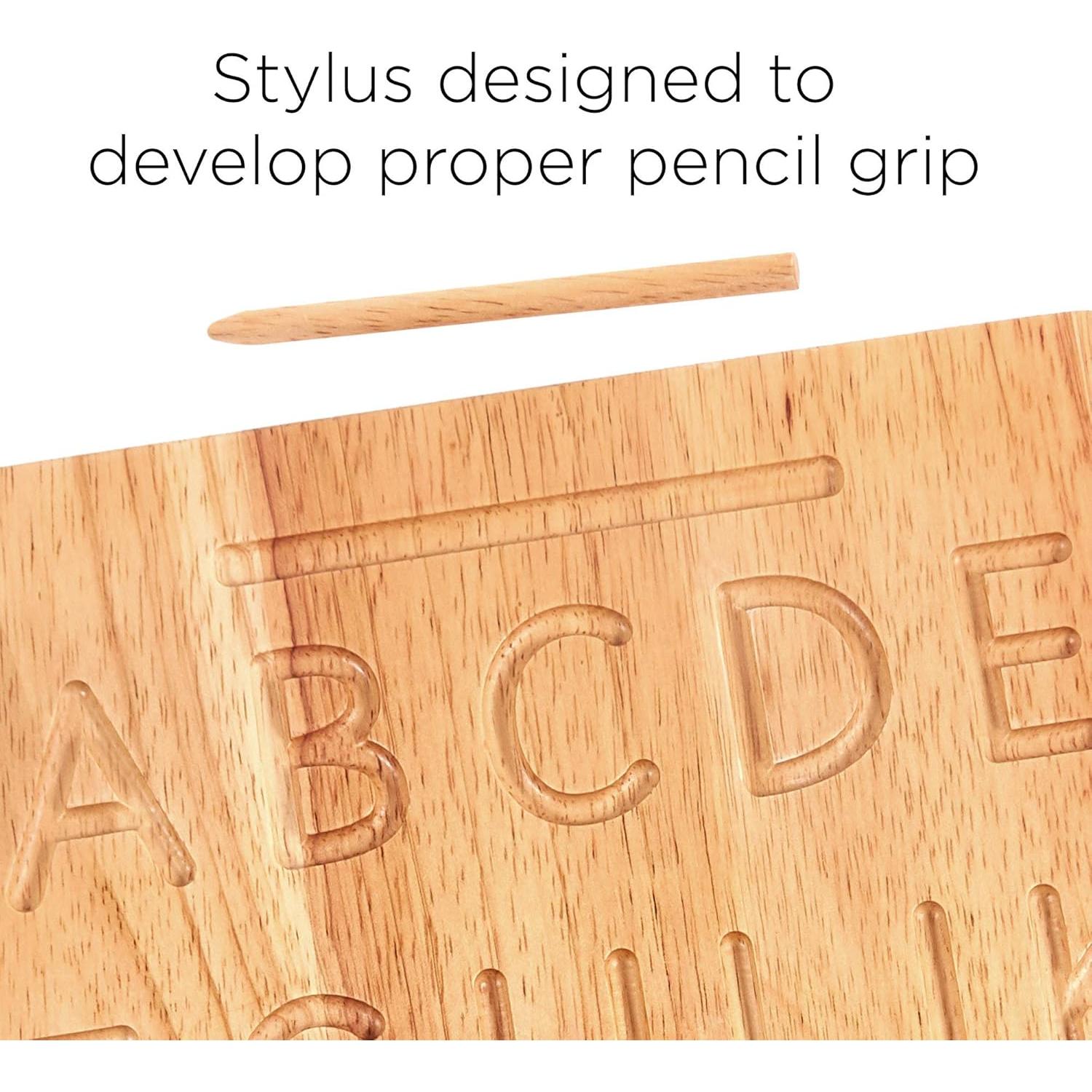 Tablero de Trazado de Letras de Madera Montessori y Yo - 35.56x24.61cm