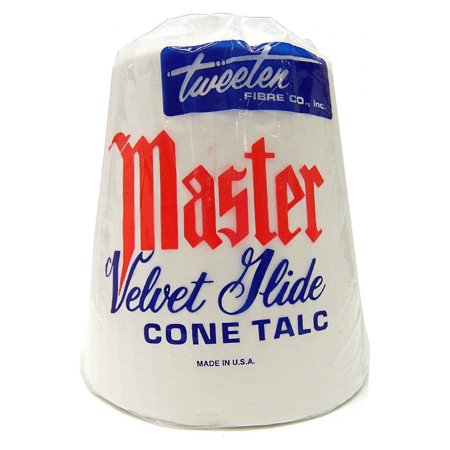 Talco en Cono Master Tweeten - 0.45 kg para Tacos de Billar
