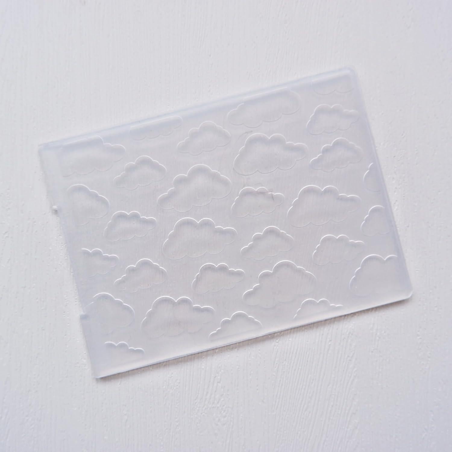 Carpeta de Relieve de Nubes DIYology 10.6x14.5 cm para Manualidades