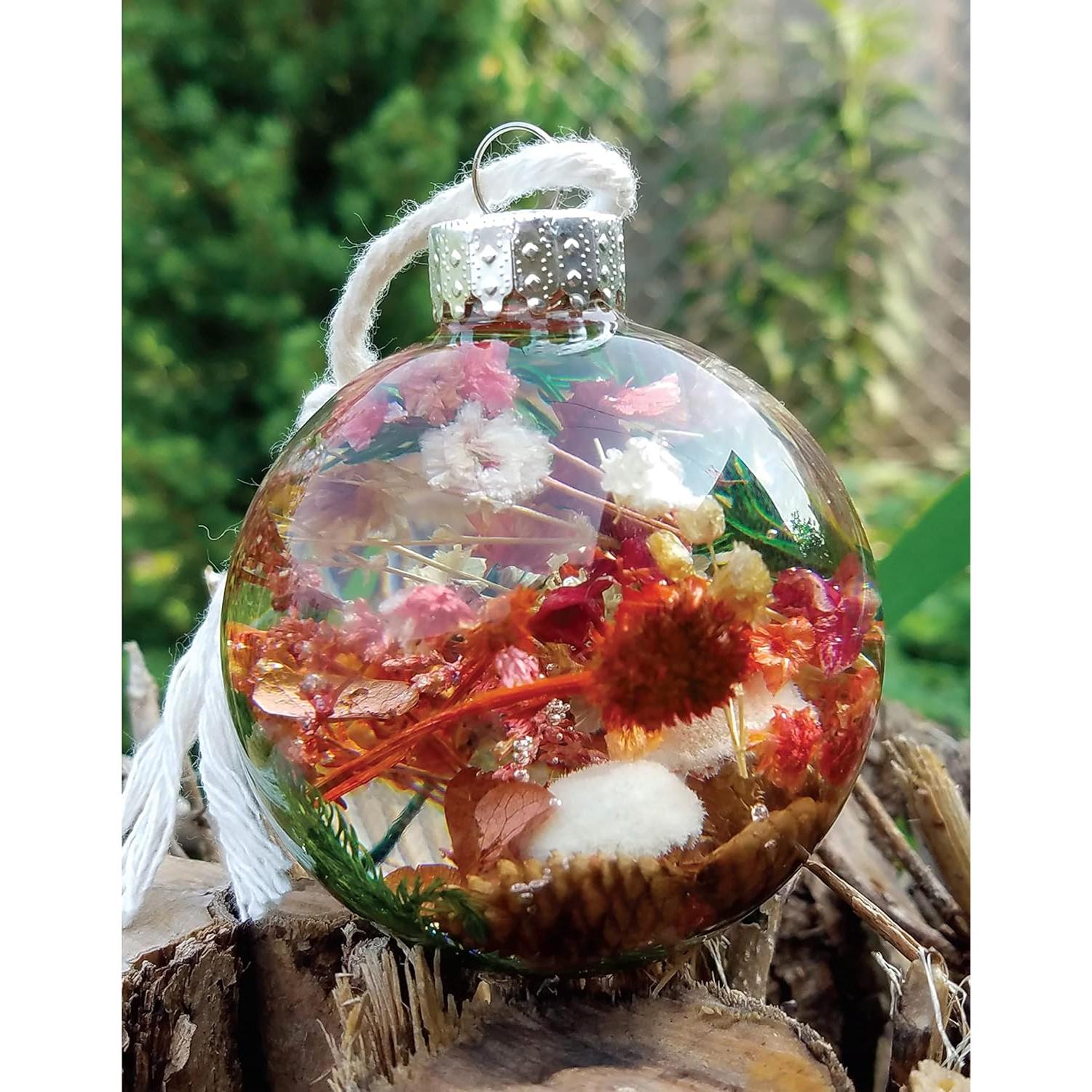 DIY Resin Crafting Projects: A Beginner's Guide to Making Clear Resin Jewelry, Paperweights, Coasters, and Other Keepsakes (Fox Chapel Publishing) Preserve Flowers, Feathers, Shells, Bugs, and More