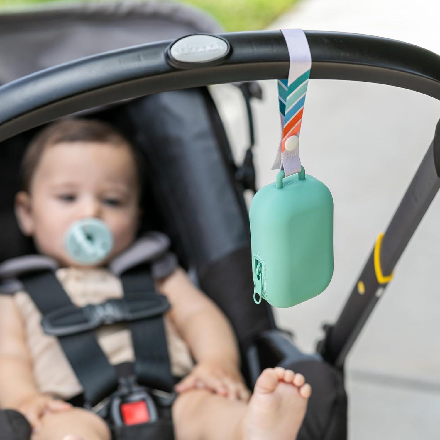 Infantino PaciPod - Soporte de Chupete de Silicona, 2 Chupetes