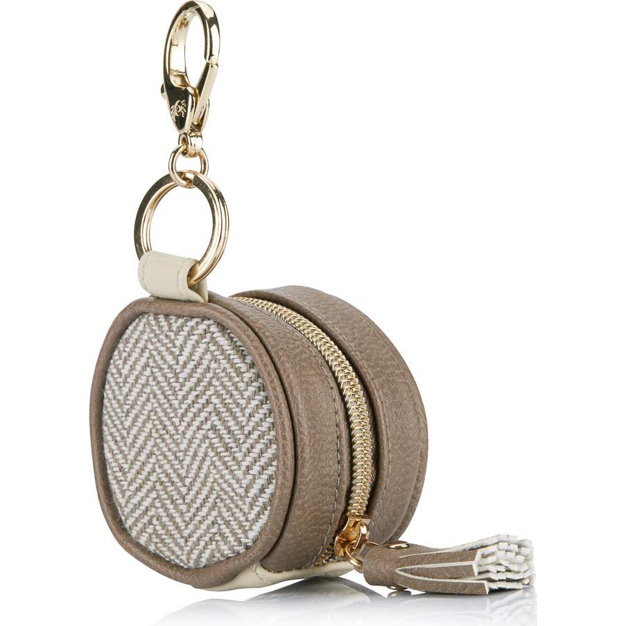 Estuche para Chupetes Itzy Ritzy Latte de Vainilla 6.35 cm