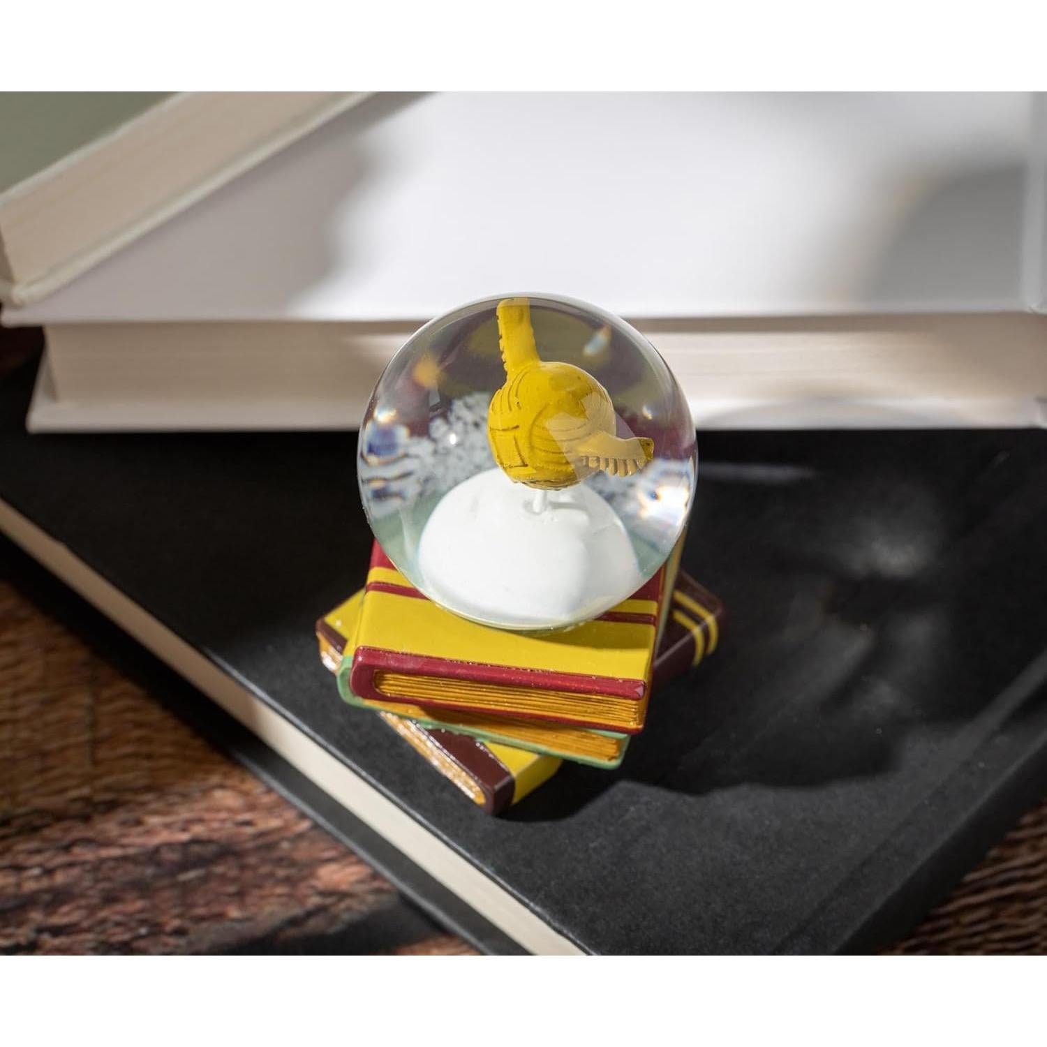 Globo de Nieve Mini Snitch Dorada Harry Potter 7.62 cm