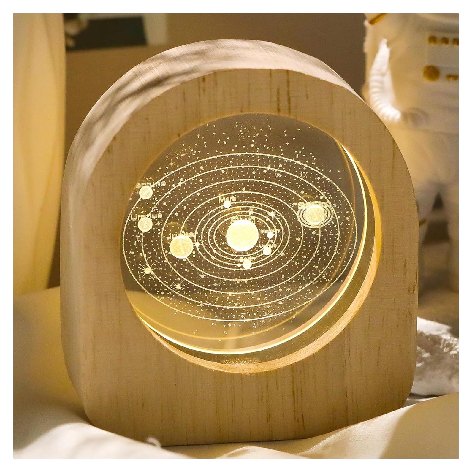 Luz Nocturna 3D de Madera Sistema Solar Ornalrist 7.5x8.5cm