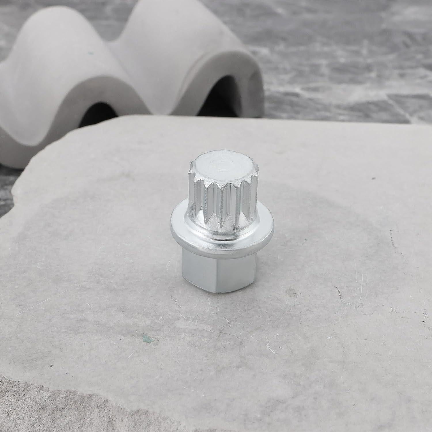 Llave de Remoción de Rueda Antirrobo YINETTECH ABC-3 29x23mm