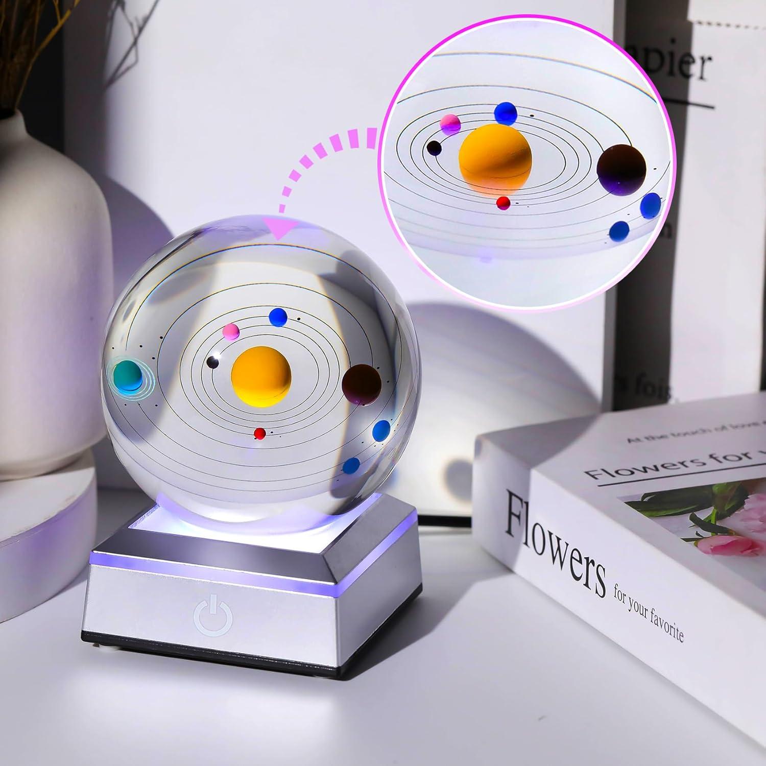 Bola de Cristal Solar 8cm Ornalrist con Base LED Multicolor