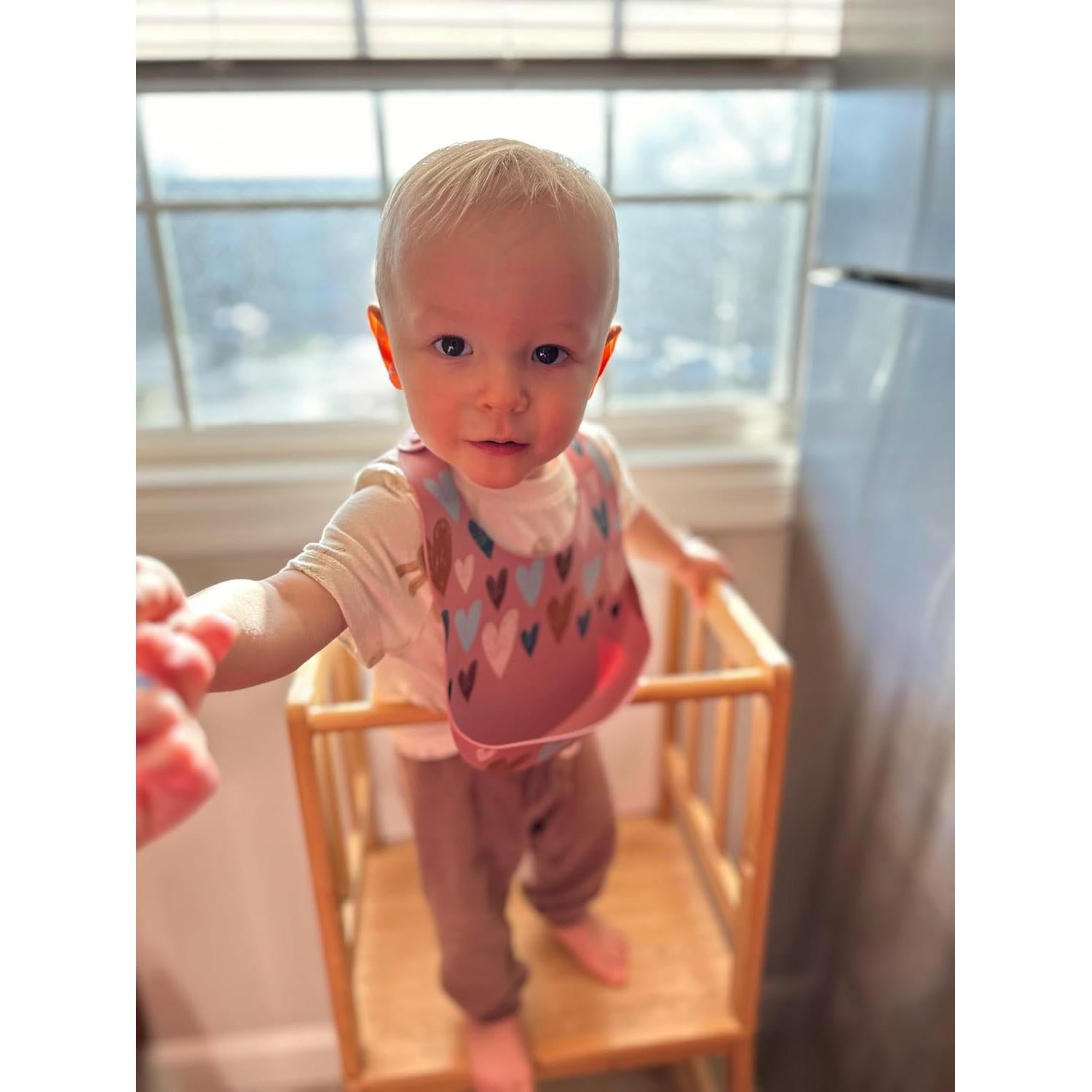 Baberos de silicona BPA Free con estuche de viaje - Corazones Rosa