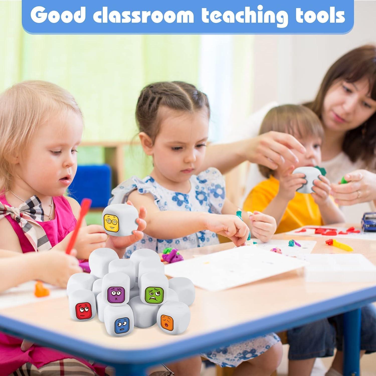 50 Dados Blancos de Espuma EVA Deekin 5 cm para Manualidades