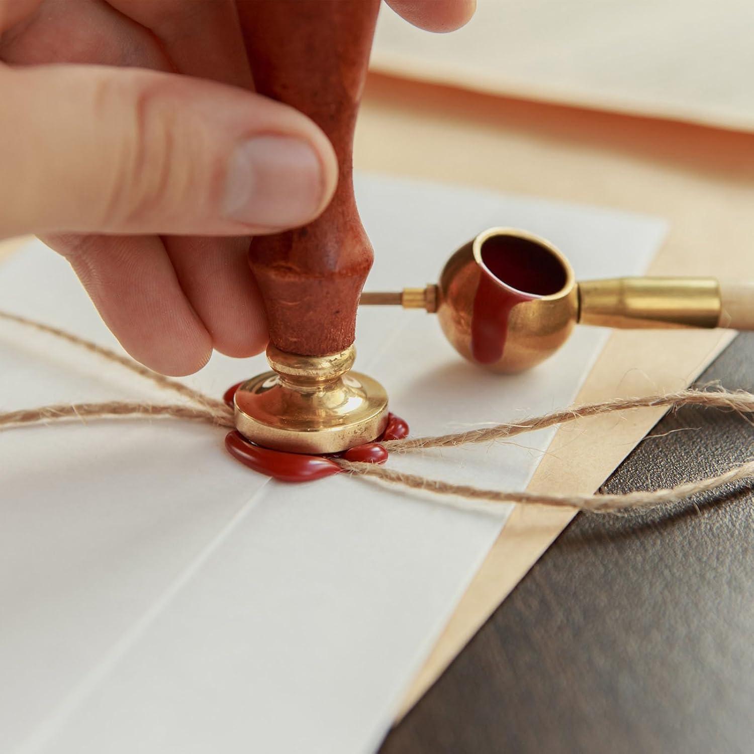 Kit de Sello de Cera PATIKIL Alfabeto 26 Letras con Mangos de Madera