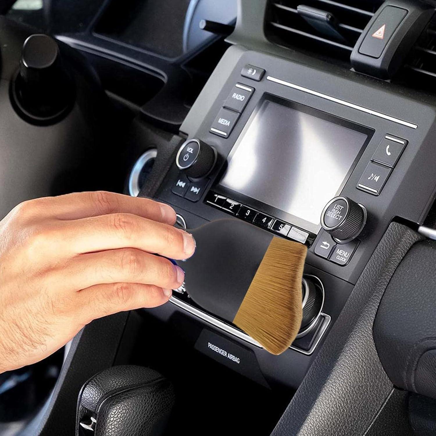 Cepillo de Limpieza Interior de Auto Genérico 10x5 cm Nylon