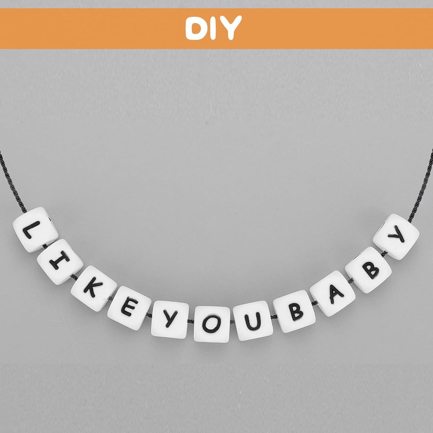 52 Perlas de Letras de Silicona Prasacco 12mm para Joyería