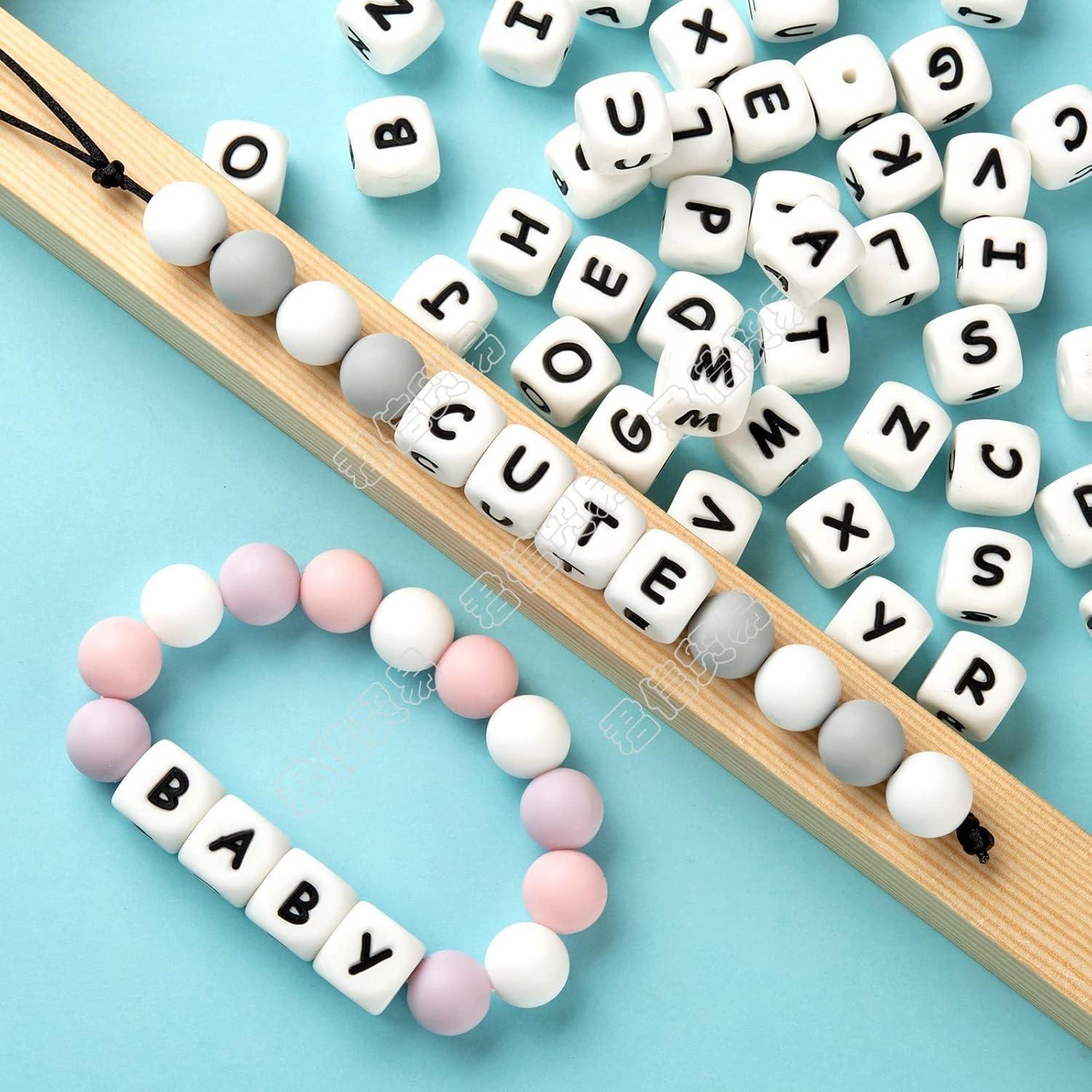 Perlas de Silicona Cubo Letra M FASHEWELRY 10 Pcs 12mm