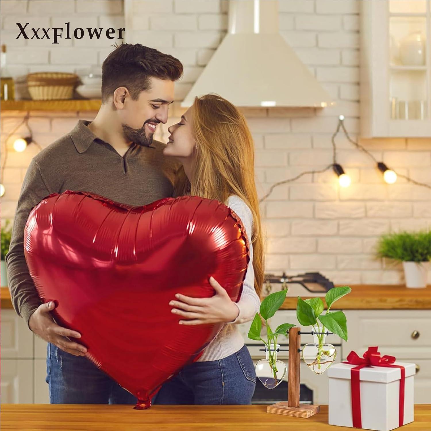 Soporte de Madera para Terrario XXXFLOWER con 2 Jarrones Corazón