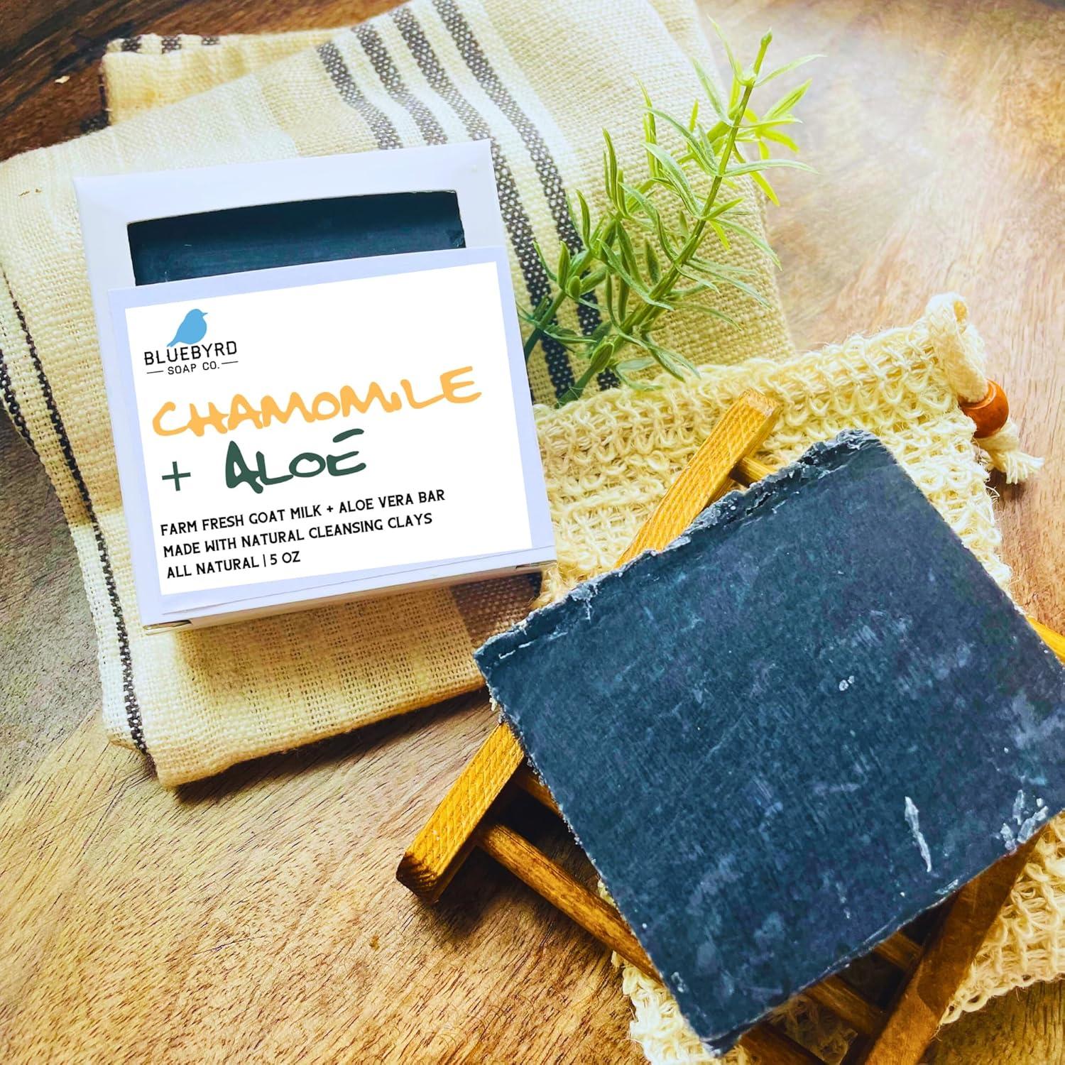 Jabón de Leche de Cabra Bluebyrd con Carbón Activado y Aloe Vera