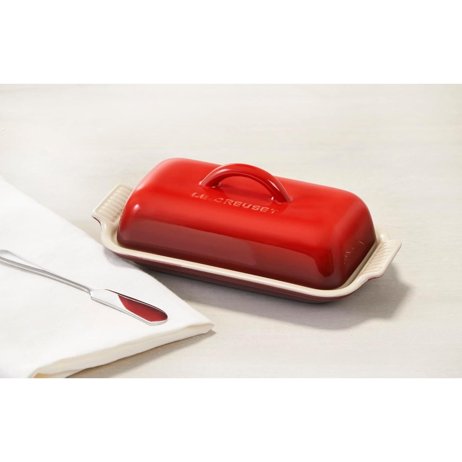 Plato de Mantequilla Le Creuset Heritage Cerise 21.1x10.4 cm