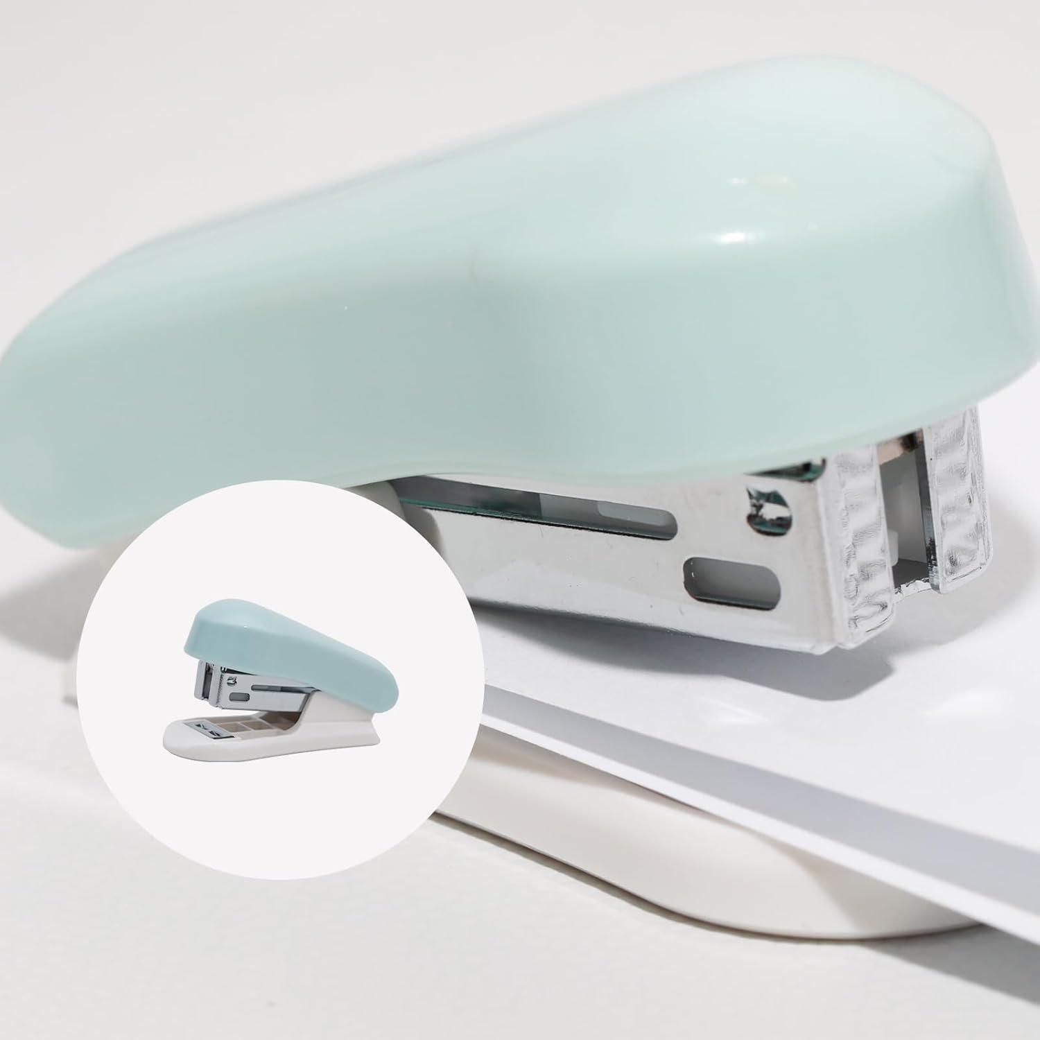 Grapadora Miniatura Azul Lilaly para Escritorio - 20 Hojas