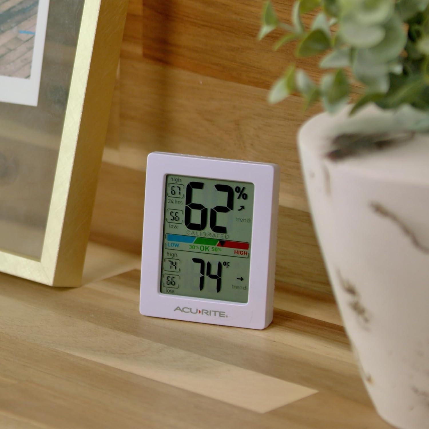 Higrómetro y Termómetro Digital AcuRite 01083 - Interior 7.6x6.4cm
