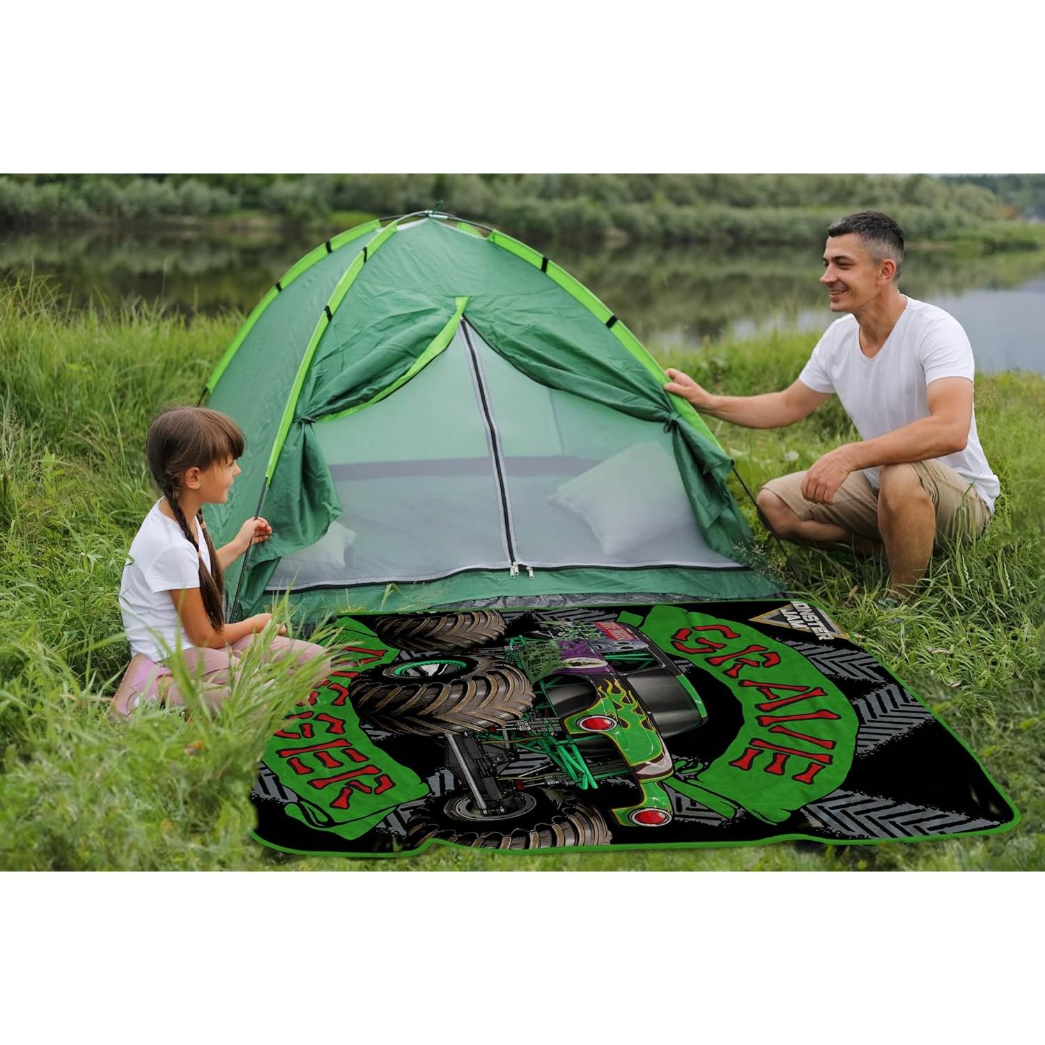 Manta de Viaje de Peluche Sunny Side Up 101.6x127 cm Monster Jam