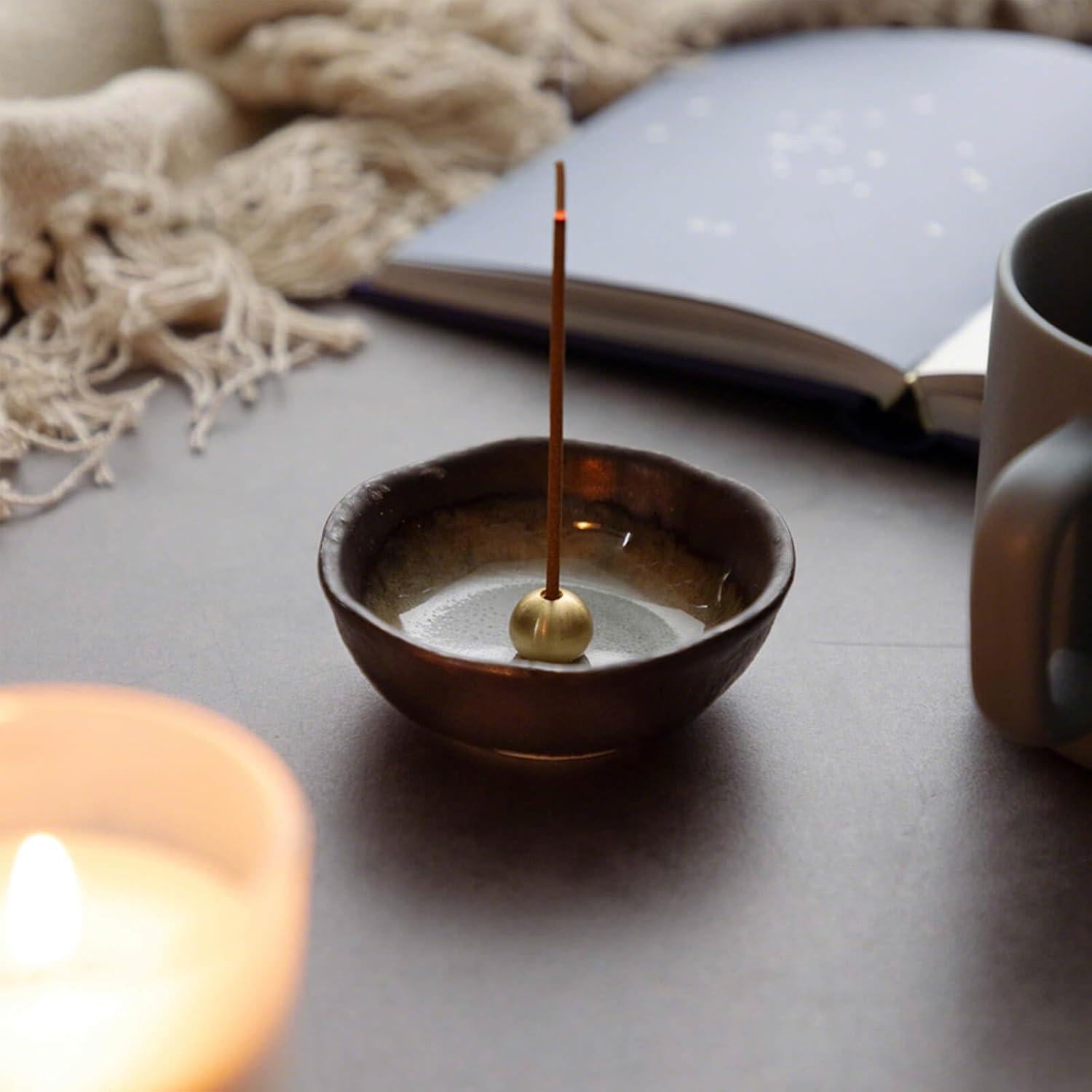 Soporte de Incienso de Latón Asayu Japón Gota 15x15 cm