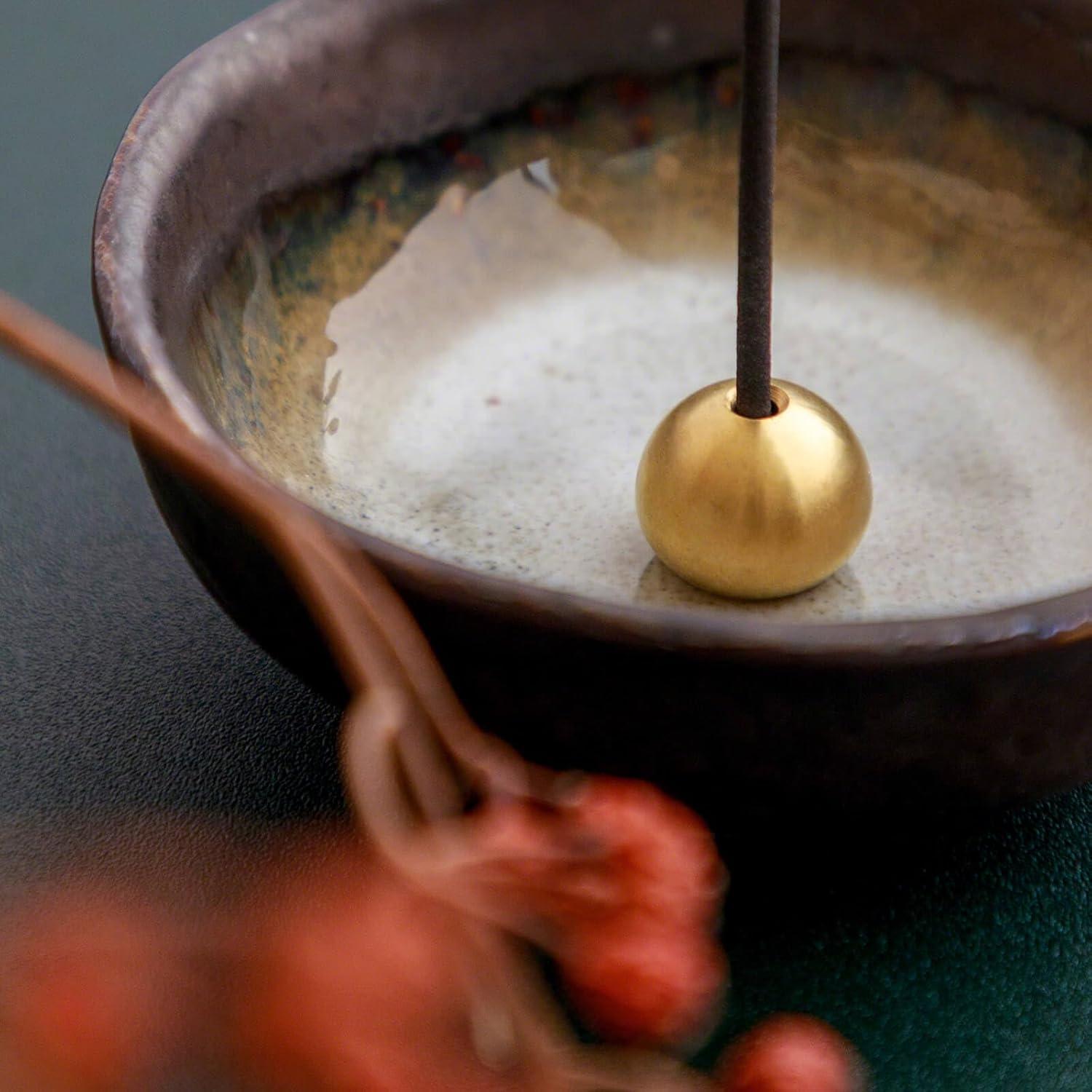 Soporte de Incienso de Latón Asayu Japón Gota 15x15 cm