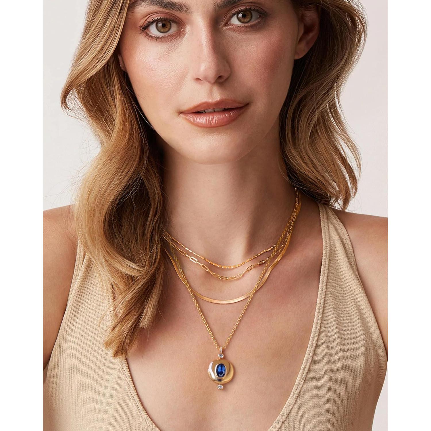 Collar Medallón de Corazón Aobei Pearl Oro 18K con Cadena 50cm