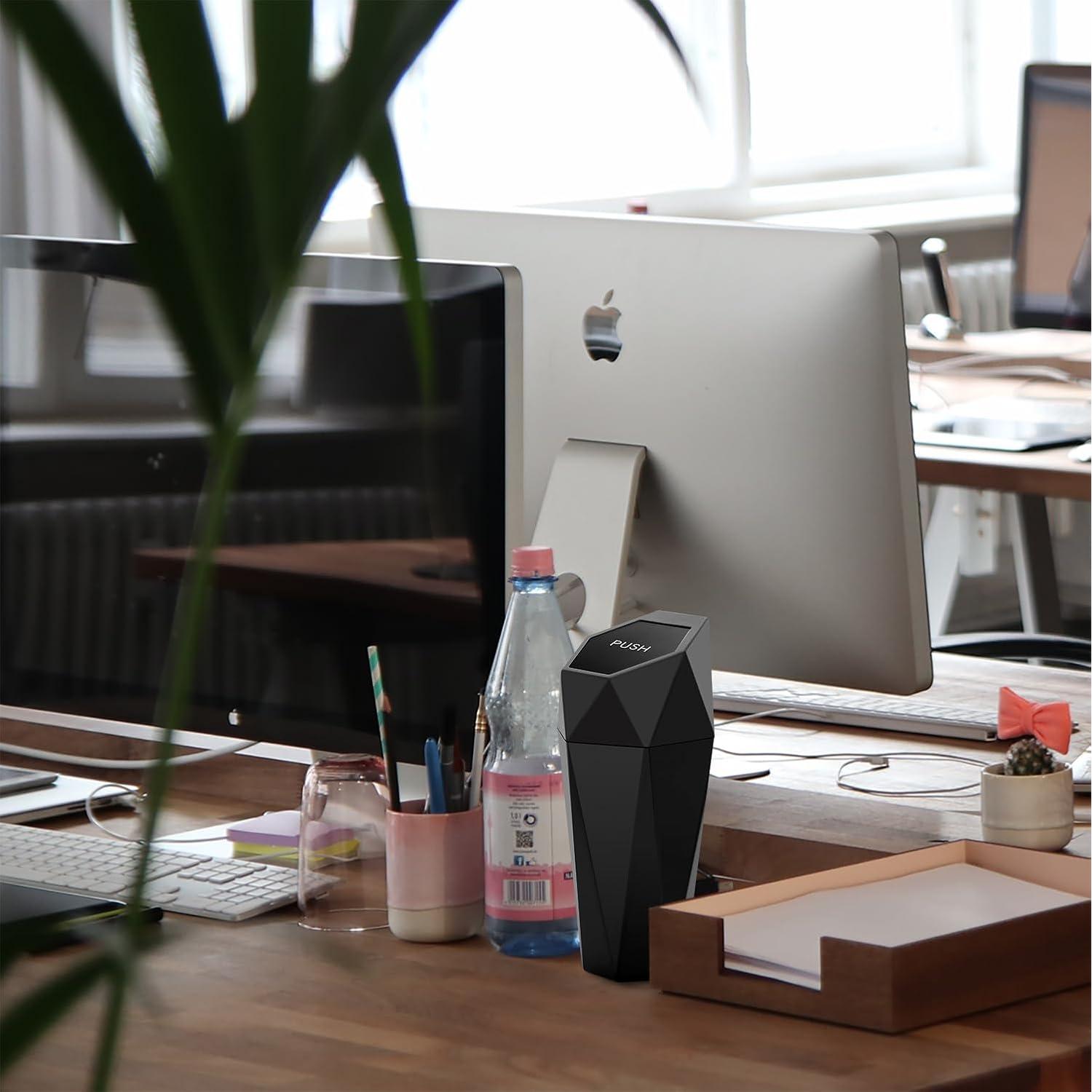 Basurero de Auto Ginsco Mini con Tapa a Prueba de Fugas