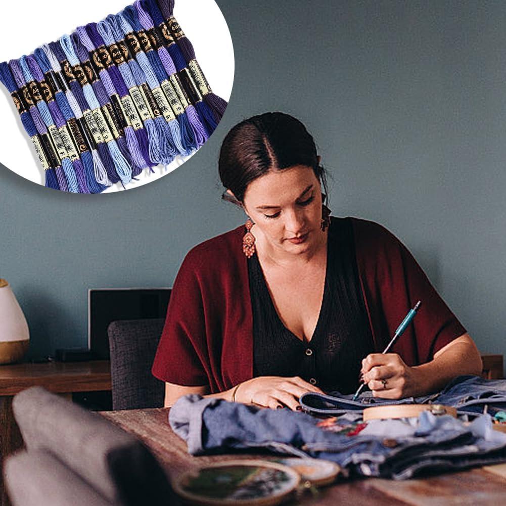 18 Madejas Hilo de Bordado Variegado Azul CABODYALS 144m