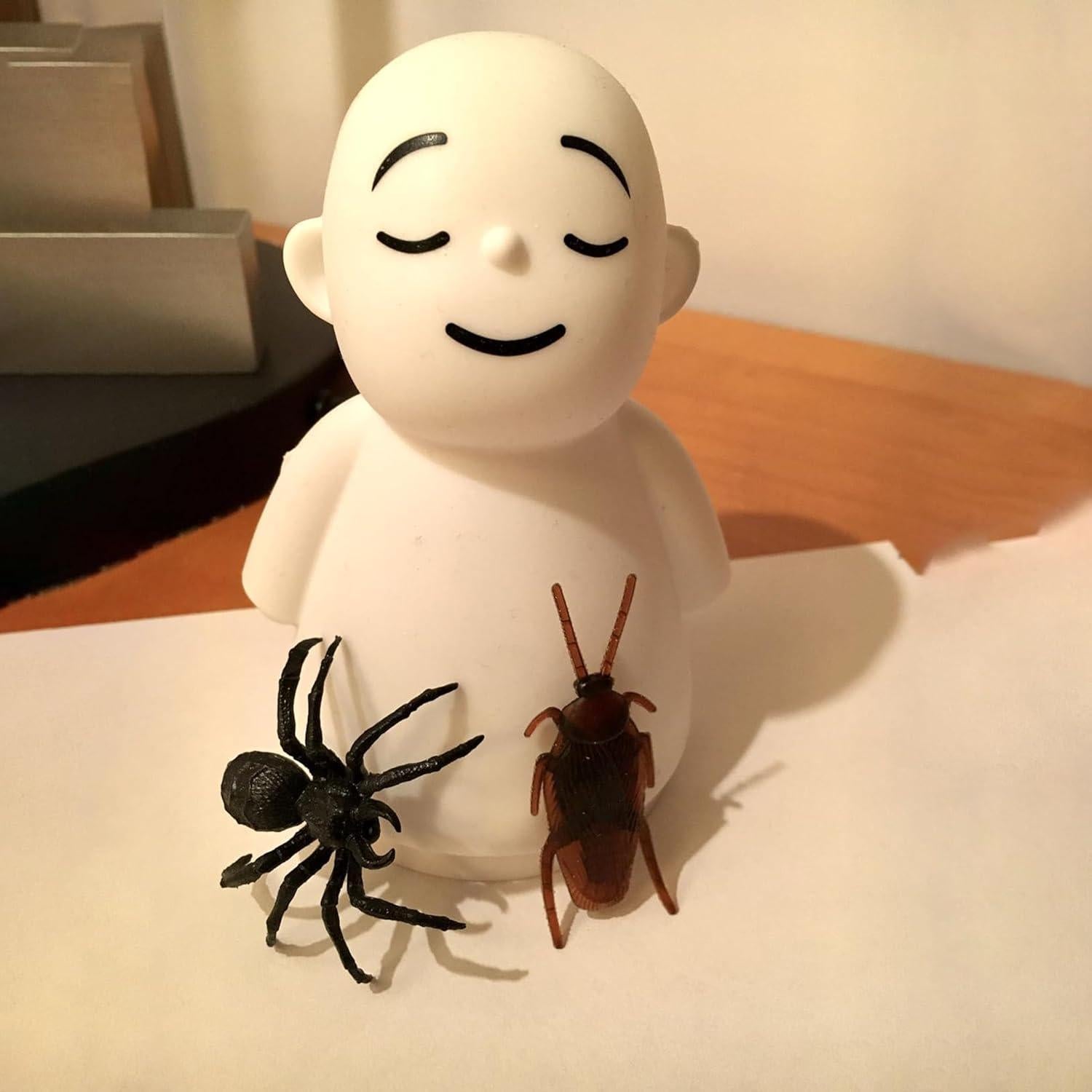 Bromas Falsas de Insectos Realistas 40 PCS - Cucarachas y Arañas Lekayihu