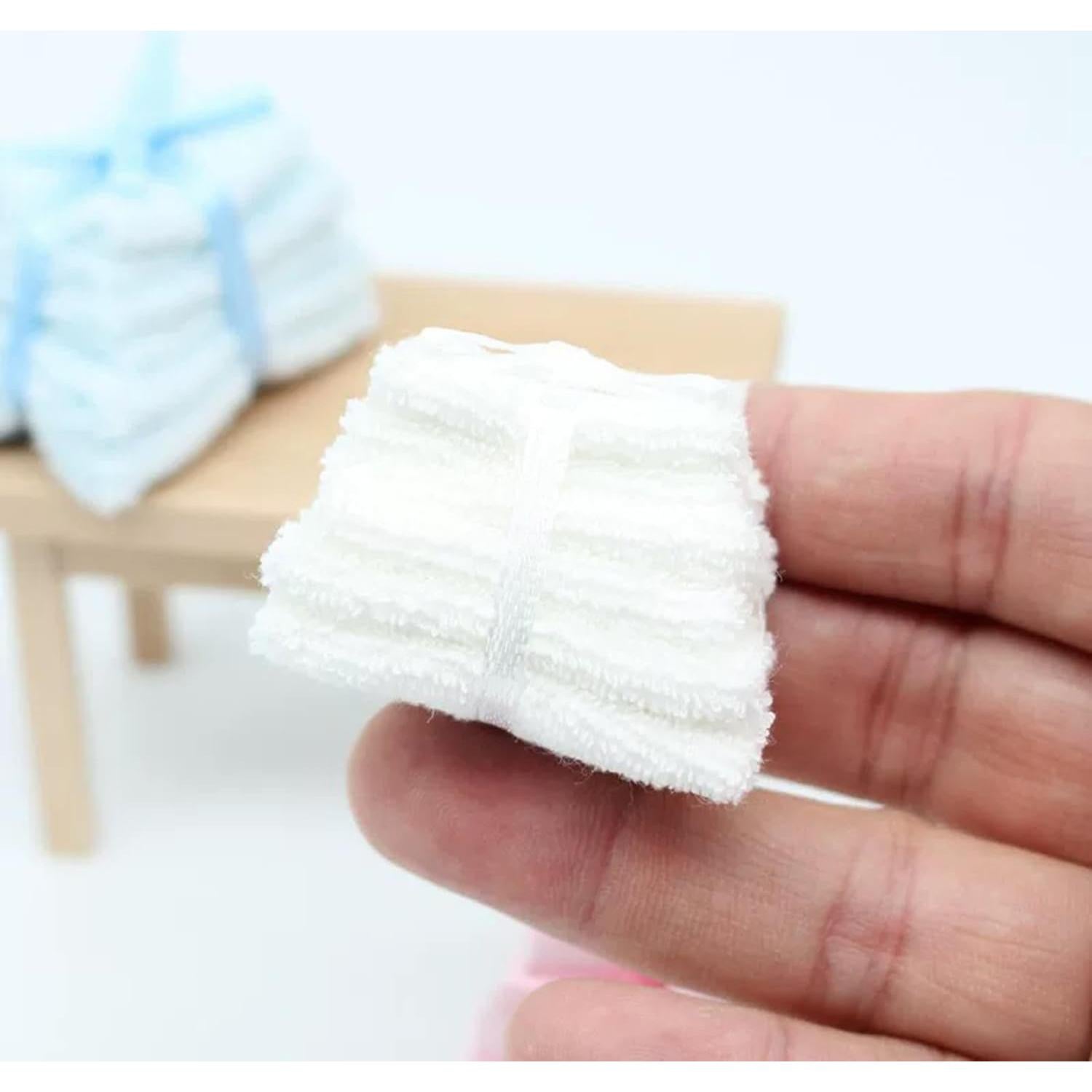 Toalla Miniatura de Baño RillyRellow 1:12 Azul 4.06x2.54cm