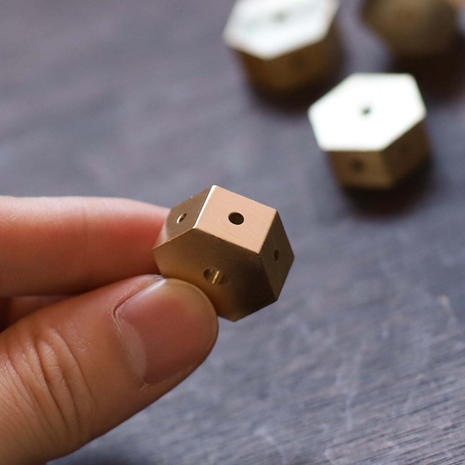 Soporte de Incienso Hexagonal CHENSHUO de Latón - 3 Pcs