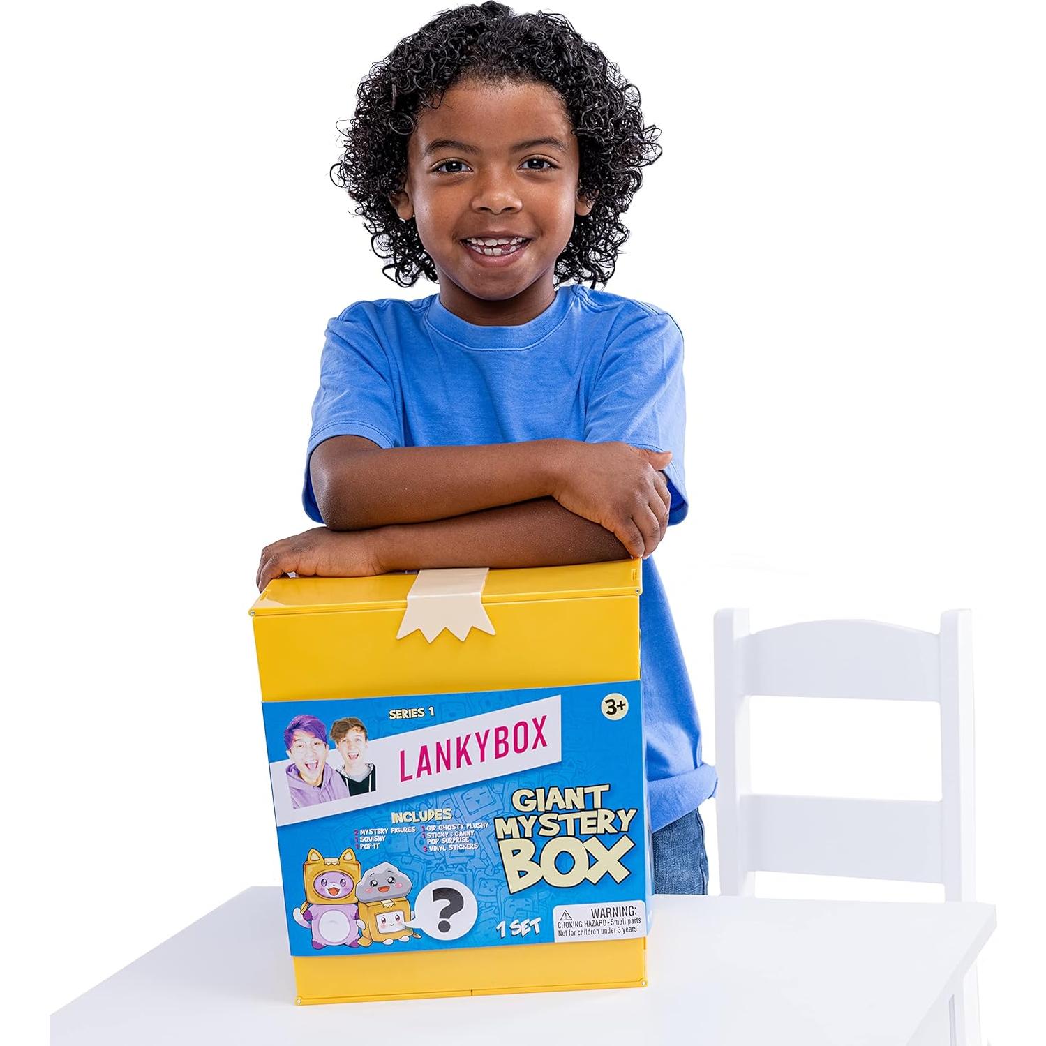 Caja Misteriosa Gigante LankyBox con 2 Figuras y Peluche