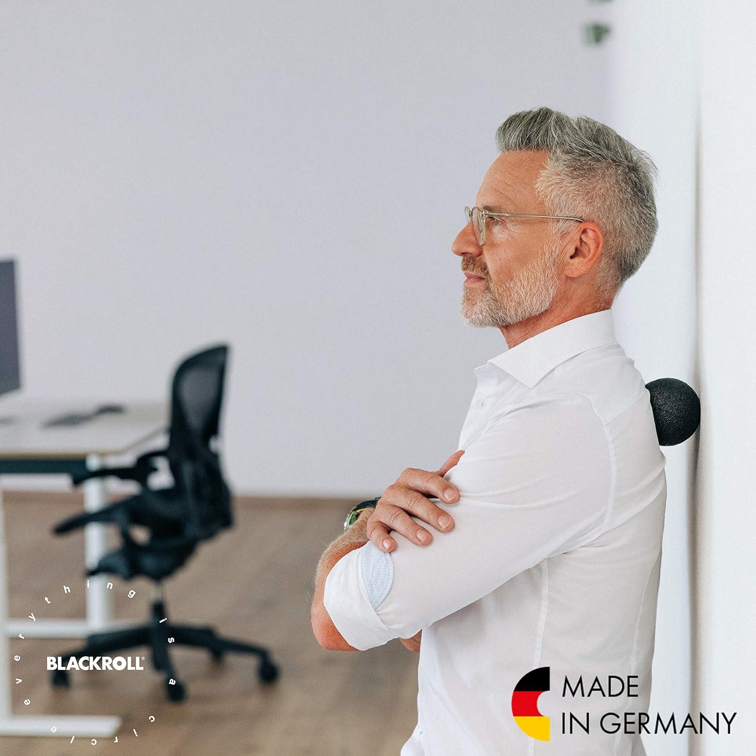 Pelota de Masaje BLACKROLL 8cm para Recuperación Muscular