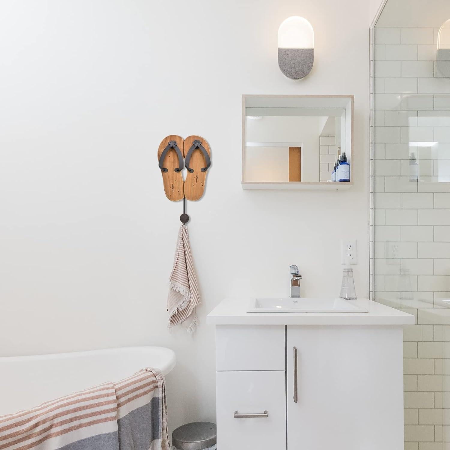 Gancho de Pared Náutico Aecipl en Madera Clara para Toallas