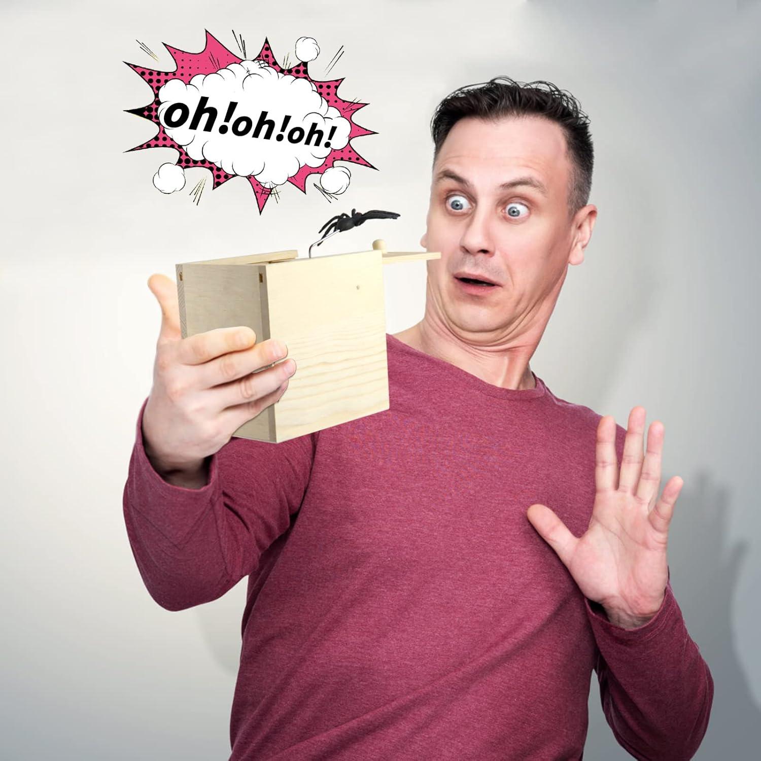 Caja Sorpresa de Broma con Araña de Goma Rtudan 12x9x12cm