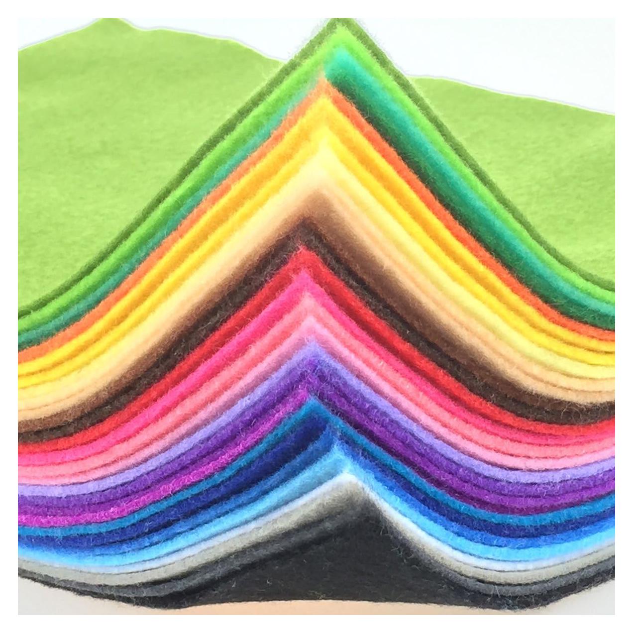 28 Piezas de Fieltro Acrílico 15x15cm Colores Asortidos DIY