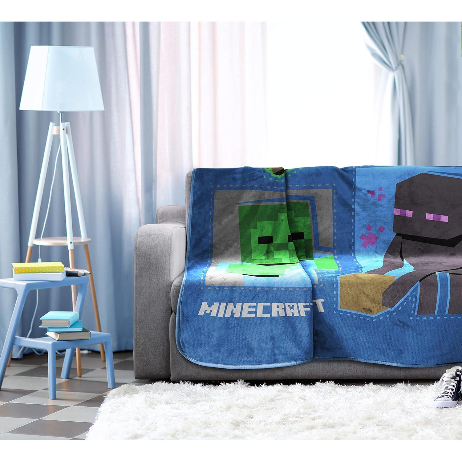 Manta de Forro Polar Jay Franco Minecraft 157x229 cm - Creeper, Zombie