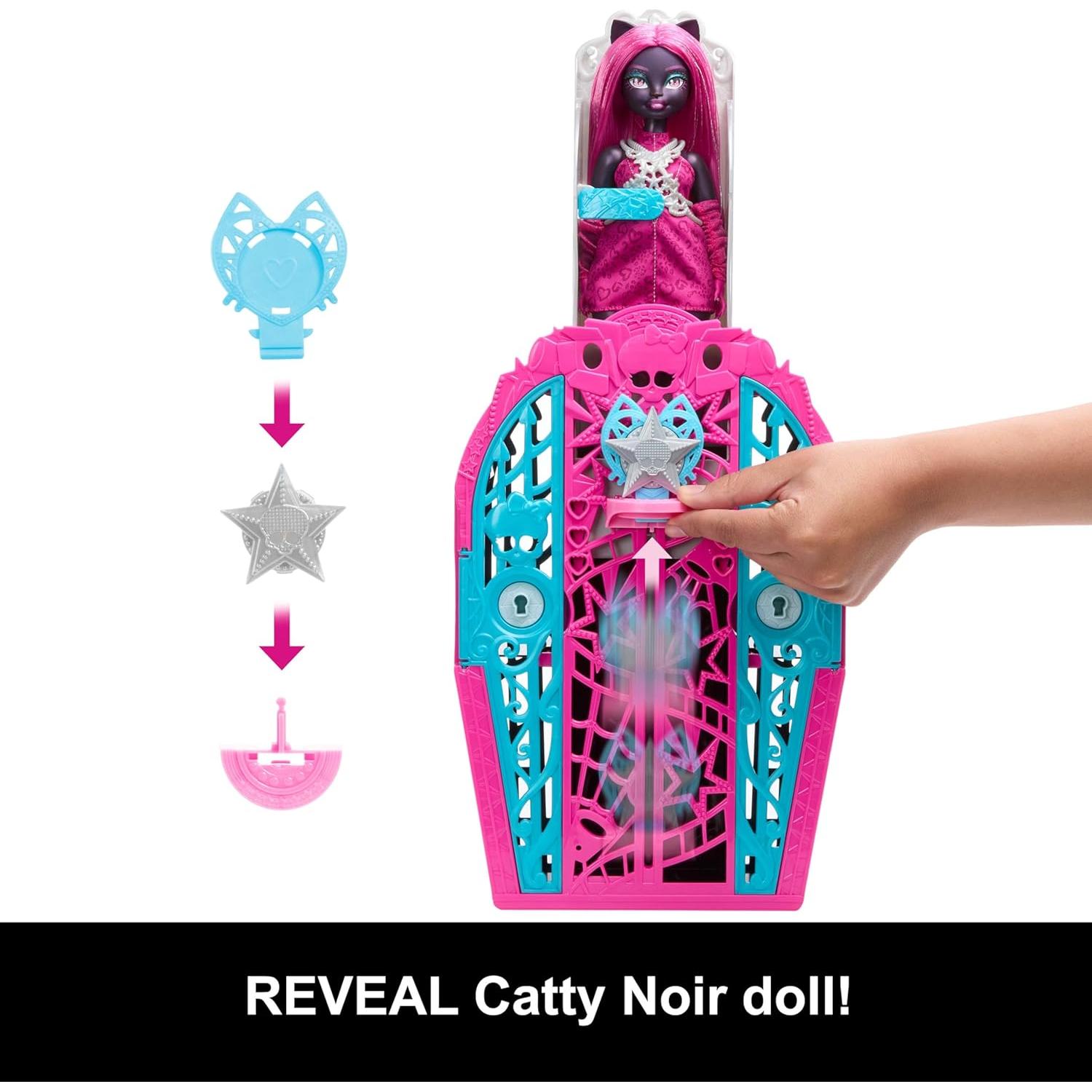 Muñeca Catty Noir con Set de Accesorios Skulltimate - Monster High