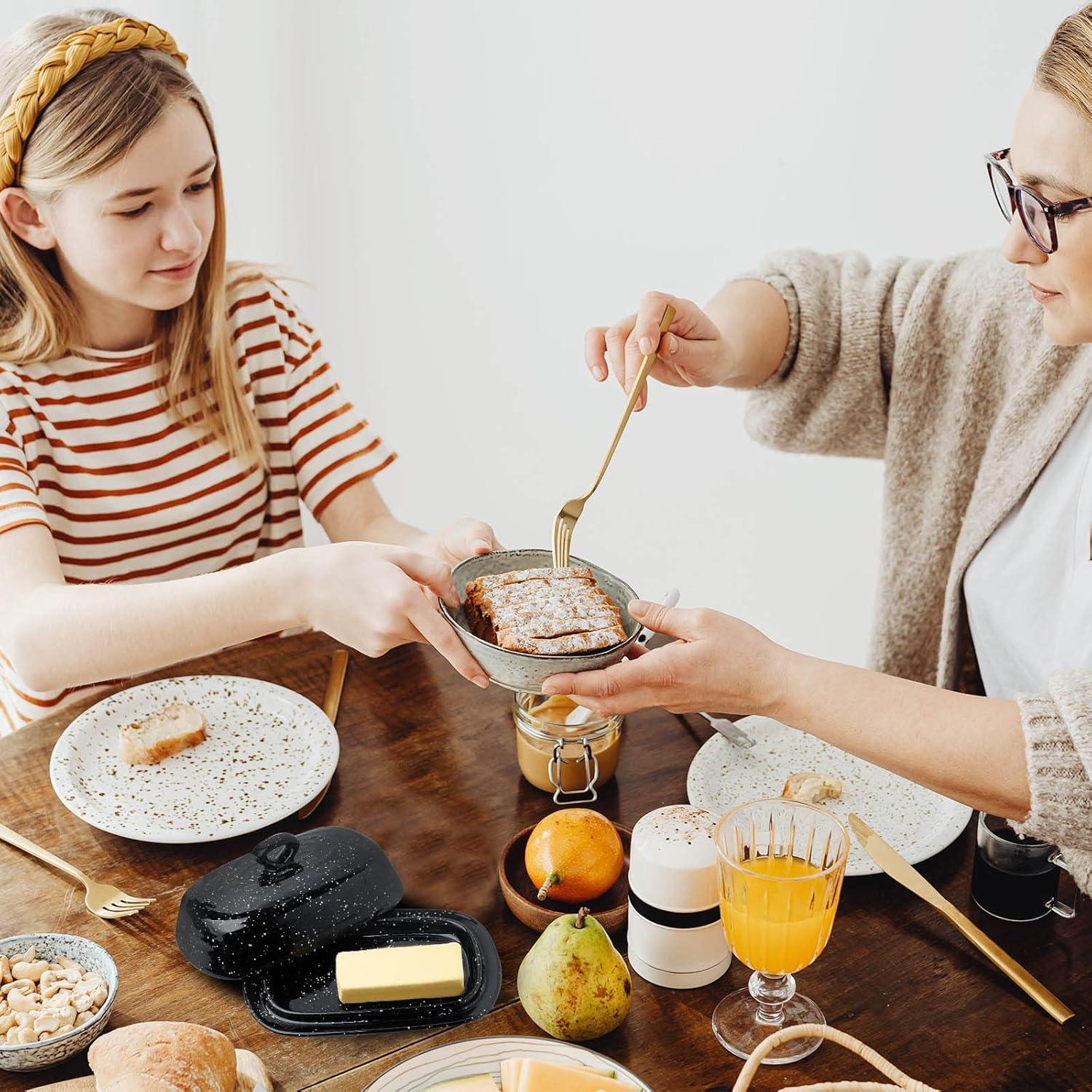 Plato de Mantequilla Hasense Negro con Tapa de Cerámica 18.5cm