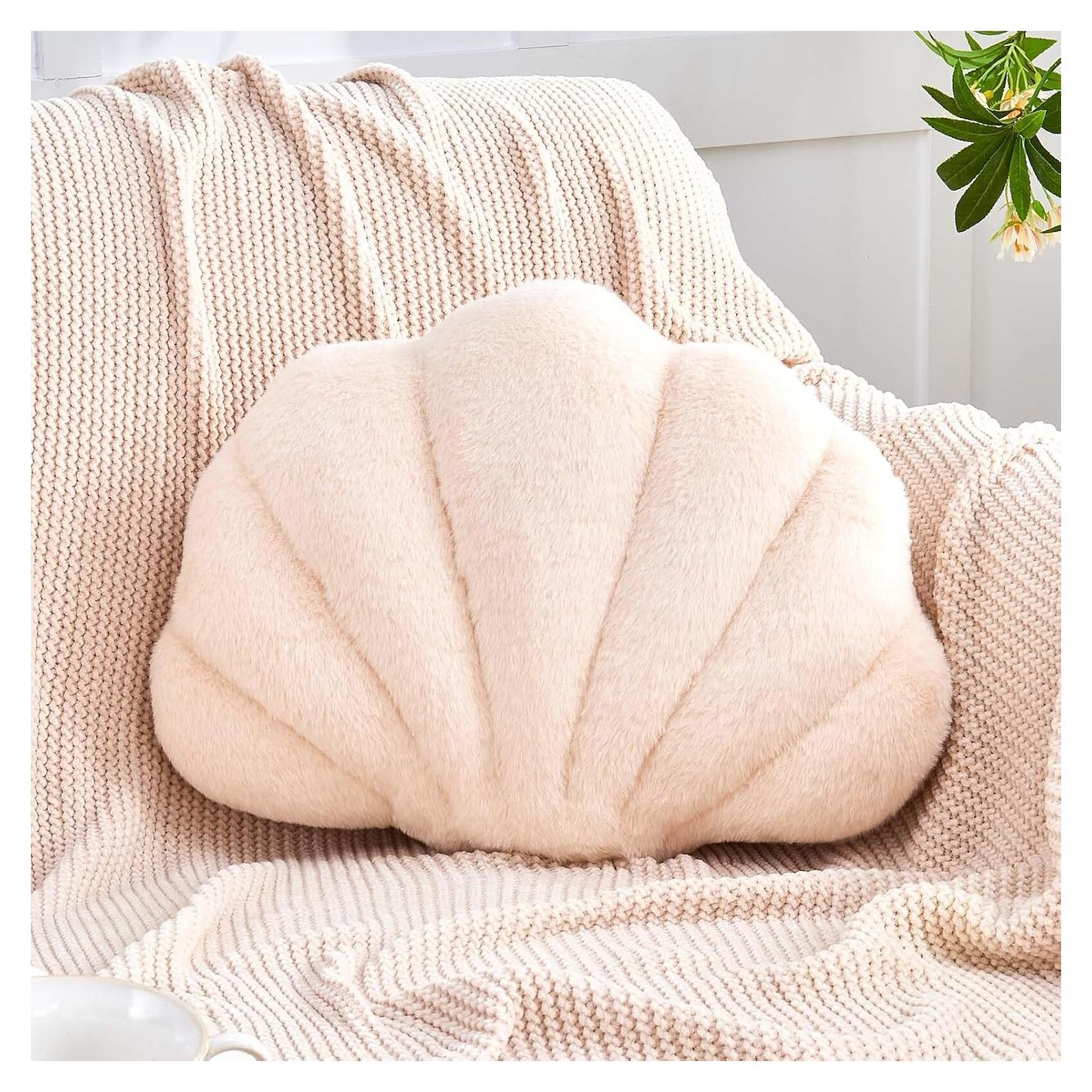 Almohada Decorativa VBGYA Concha Beige 33x25 cm Suave
