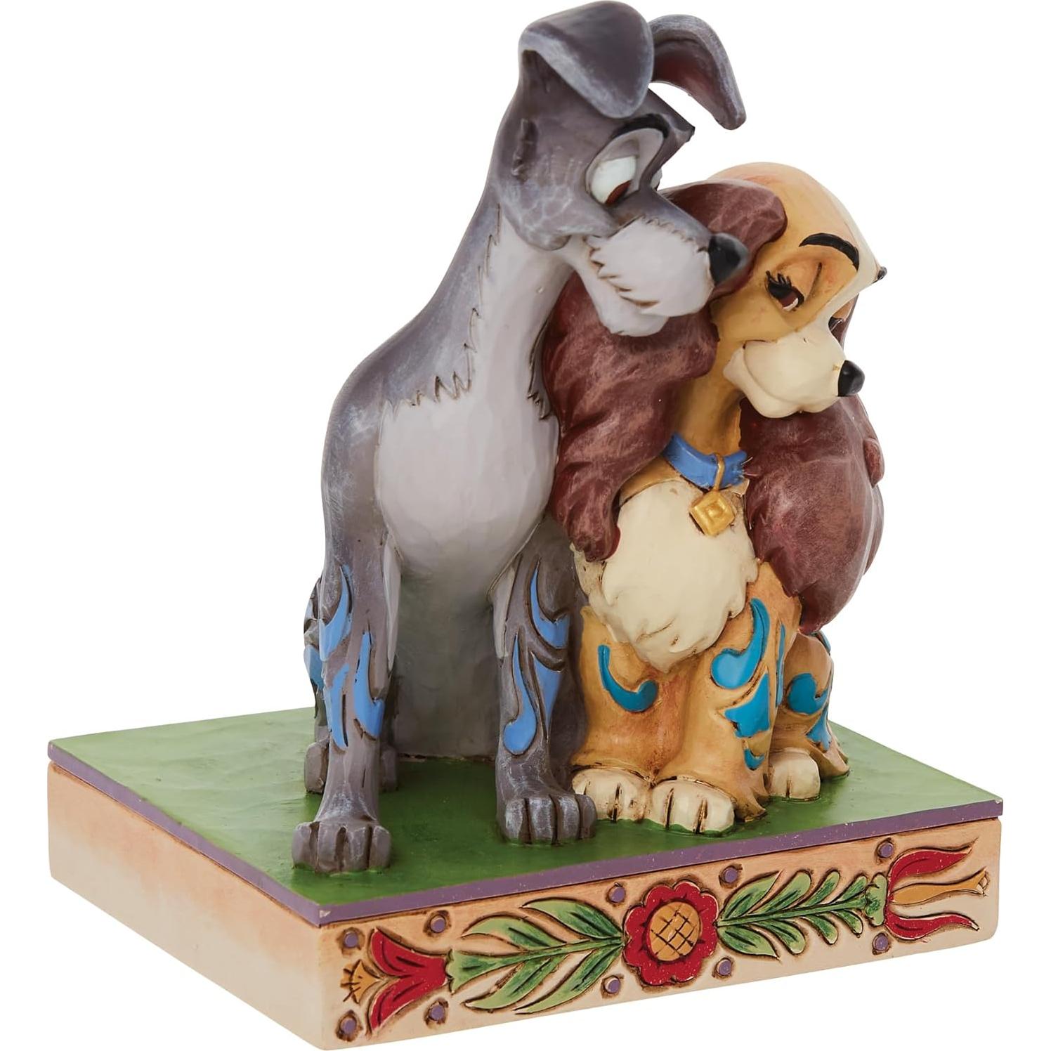 Figurita Enesco Disney Traditions Jim Shore Dama y Vagabundo 11.43 cm