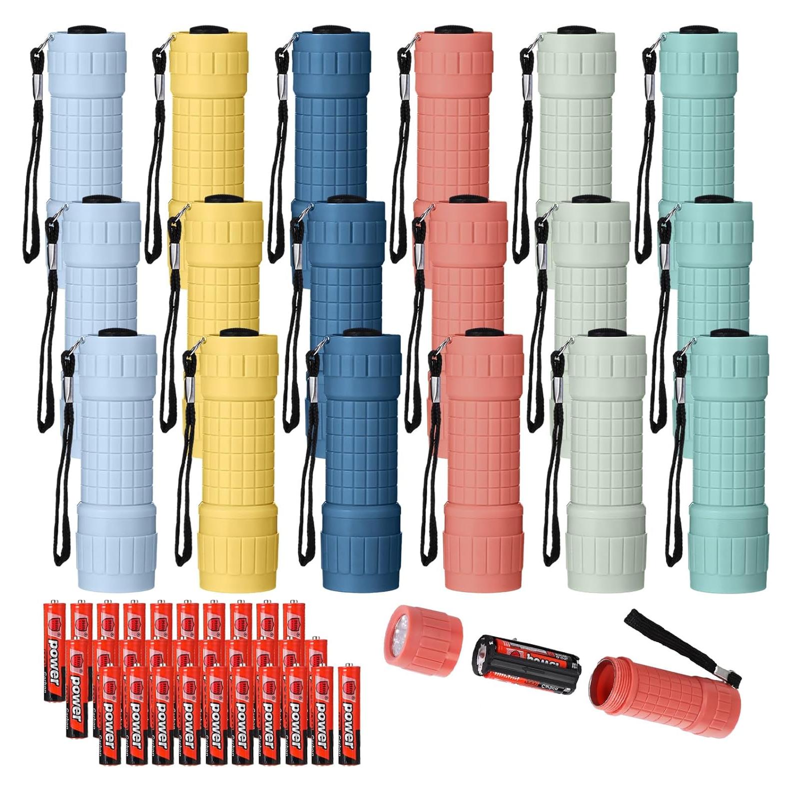 Paquete de 18 Linternas Mini LED Glooglitter 9 LEDs 30 Lúmenes