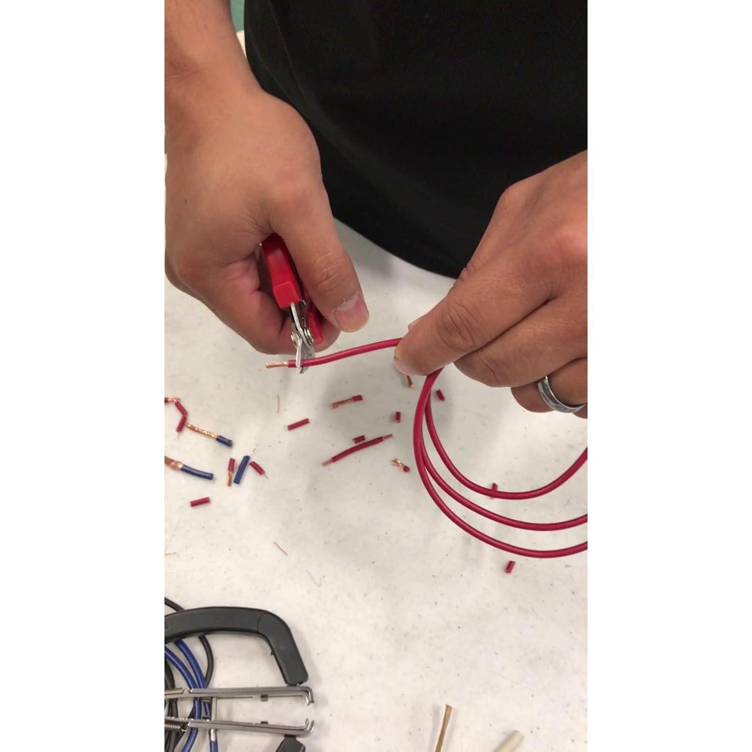 Desforrador y Cortador de Cables Ascend Tools EEX-031X-02