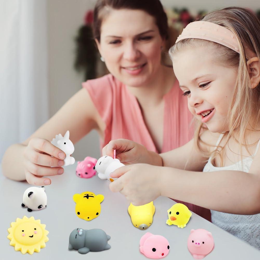 28 Mochis Squishies UMEELR con Tarjetas de San Valentín